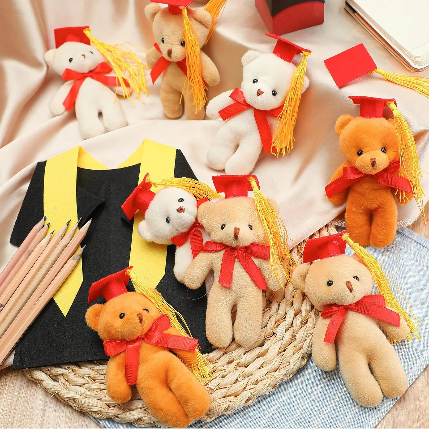24 Pcs Mini Graduation Bear Plush Gift Stuffed Animal with Cap Gift for Her, for Him, Class of 2024 Graduation Present for College High School for DIY Keychain Xmas Decorations Party Favor (Red)