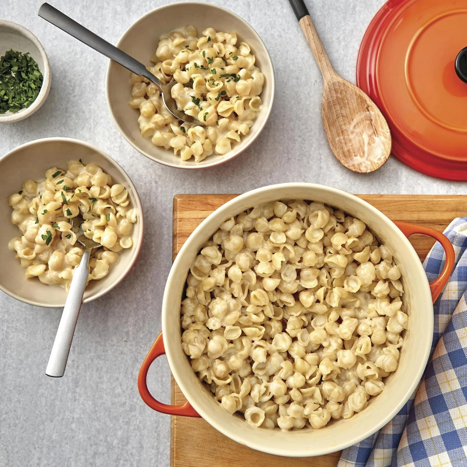 Annie's White Cheddar Shells Macaroni and Cheese with Organic Pasta, 6 oz (Pack of 12)