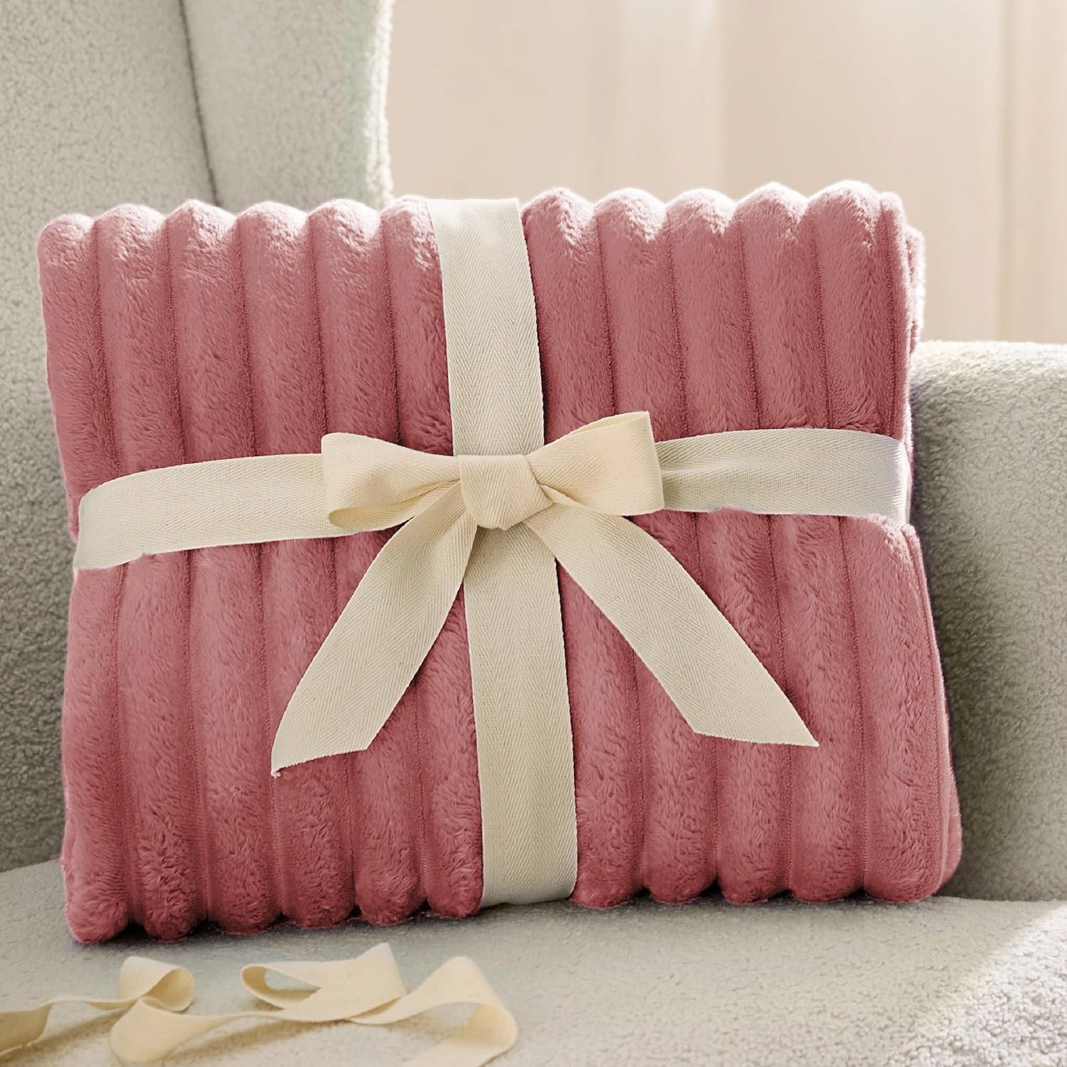 Bedsure Brick Dust Fleece Queen Blanket for Couch - GentleSoft Cozy Soft Blankets for Women, Cute Small Throws for Girls, 90x90 Inches