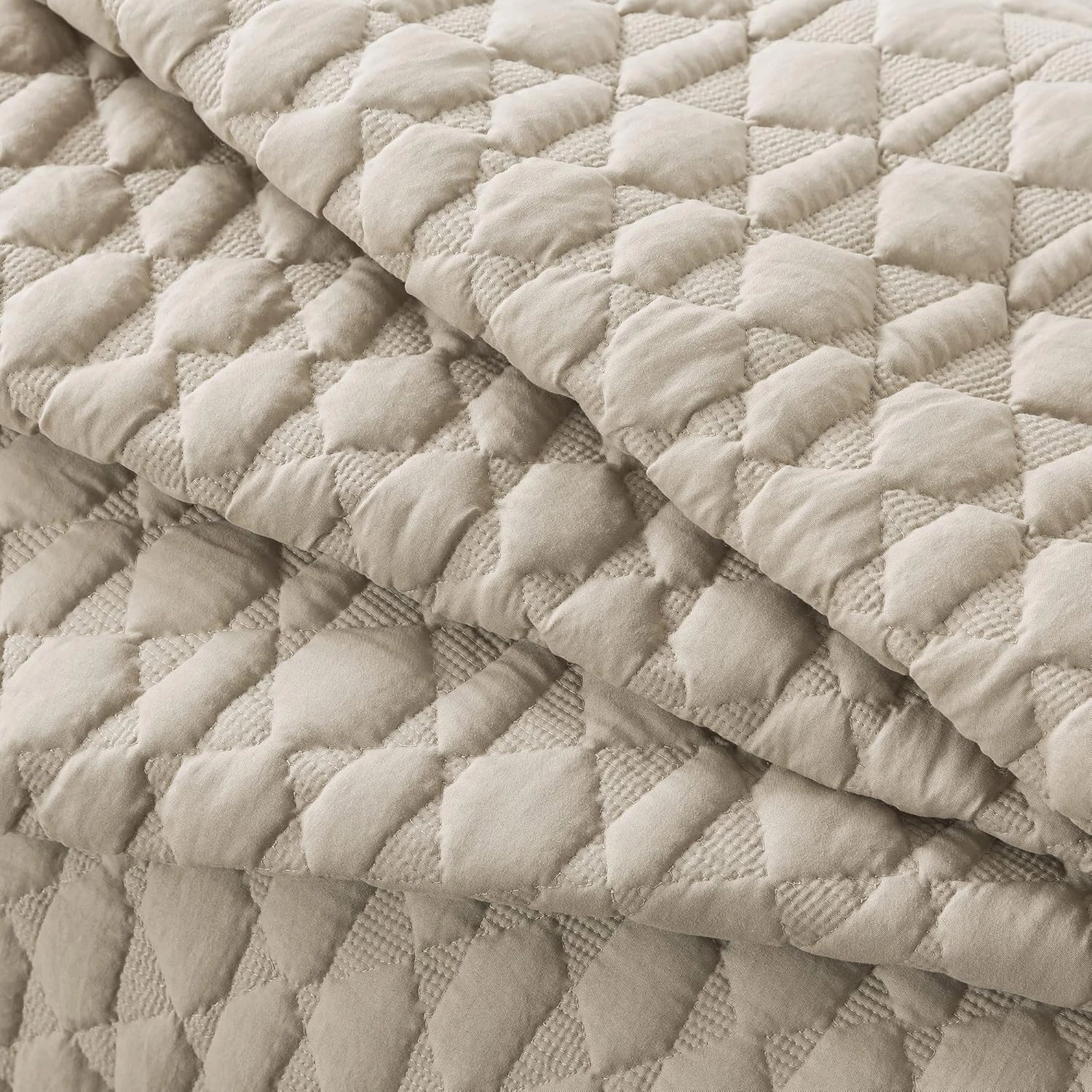 Beige Quilt King Size Bedding Sets with Pillow Shams, Lightweight Soft Bedspread Coverlet, Quilted Blanket Thin Comforter Bed Cover, All Season Summer Spring, Tan Cream, 3 Pieces, 104x90 inches