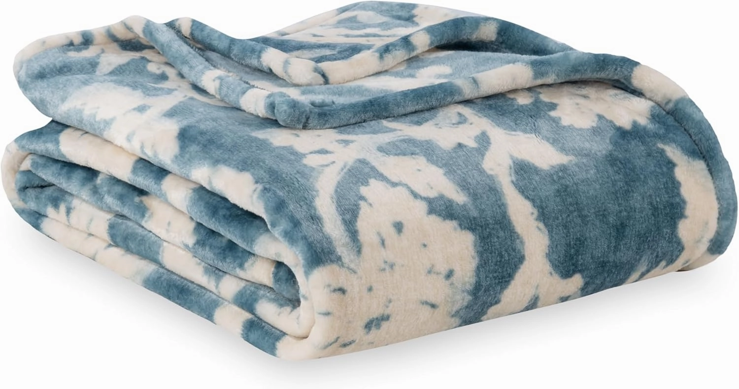 Berkshire Blanket-Classic Heavyweight Soft Printed VelvetLoft® Plush Blanket, Full/Queen Size Soft Fuzzy Warm Blanket for Couch Sofa Bed, Floral Blue, 90in x 90in