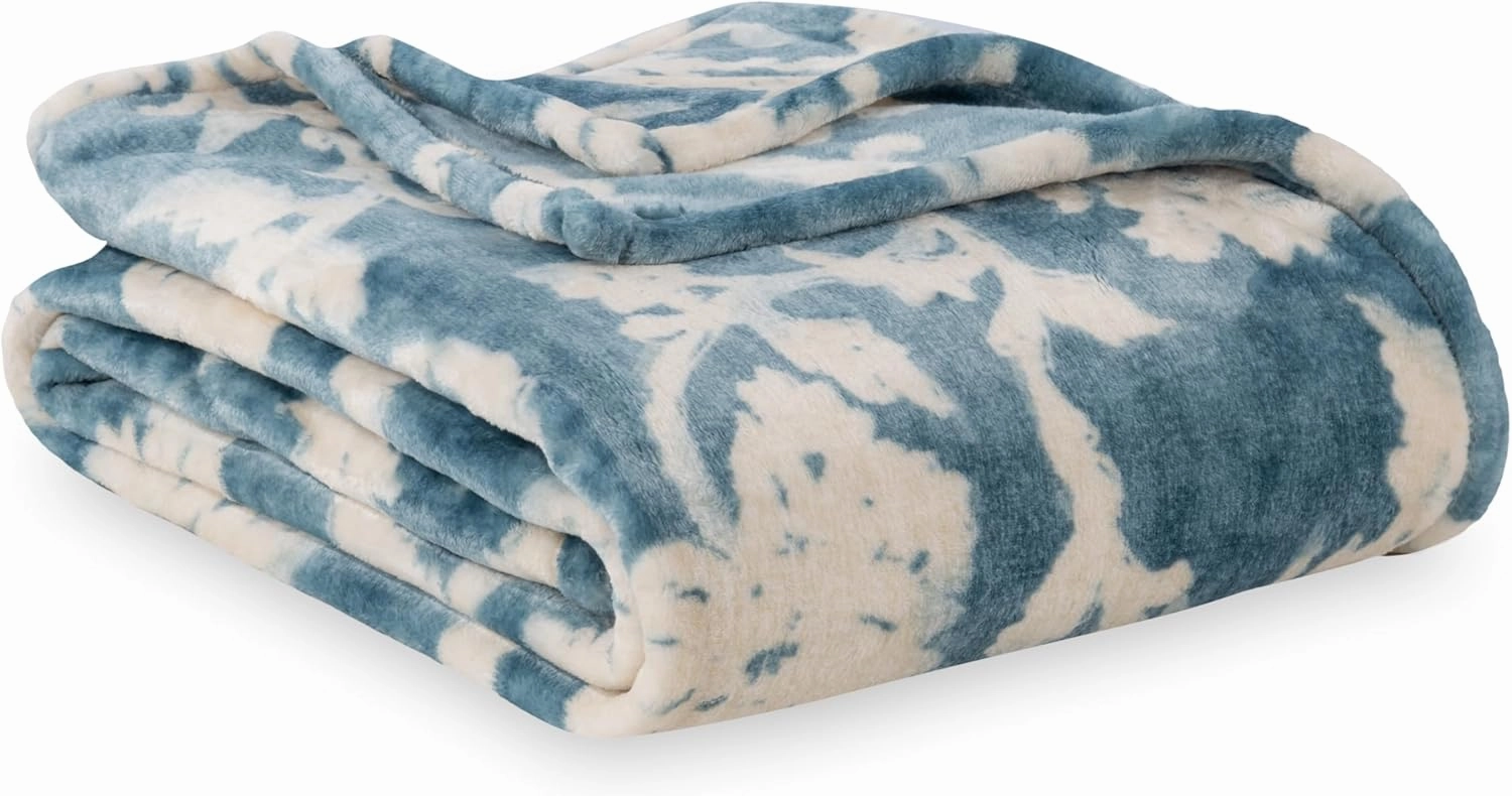 Berkshire Blanket-Classic Heavyweight Soft Printed VelvetLoft® Plush Warm Blanket, Twin Size Soft Fuzzy Blanket for Couch Sofa Bed, Floral Blue, 60in x 90in