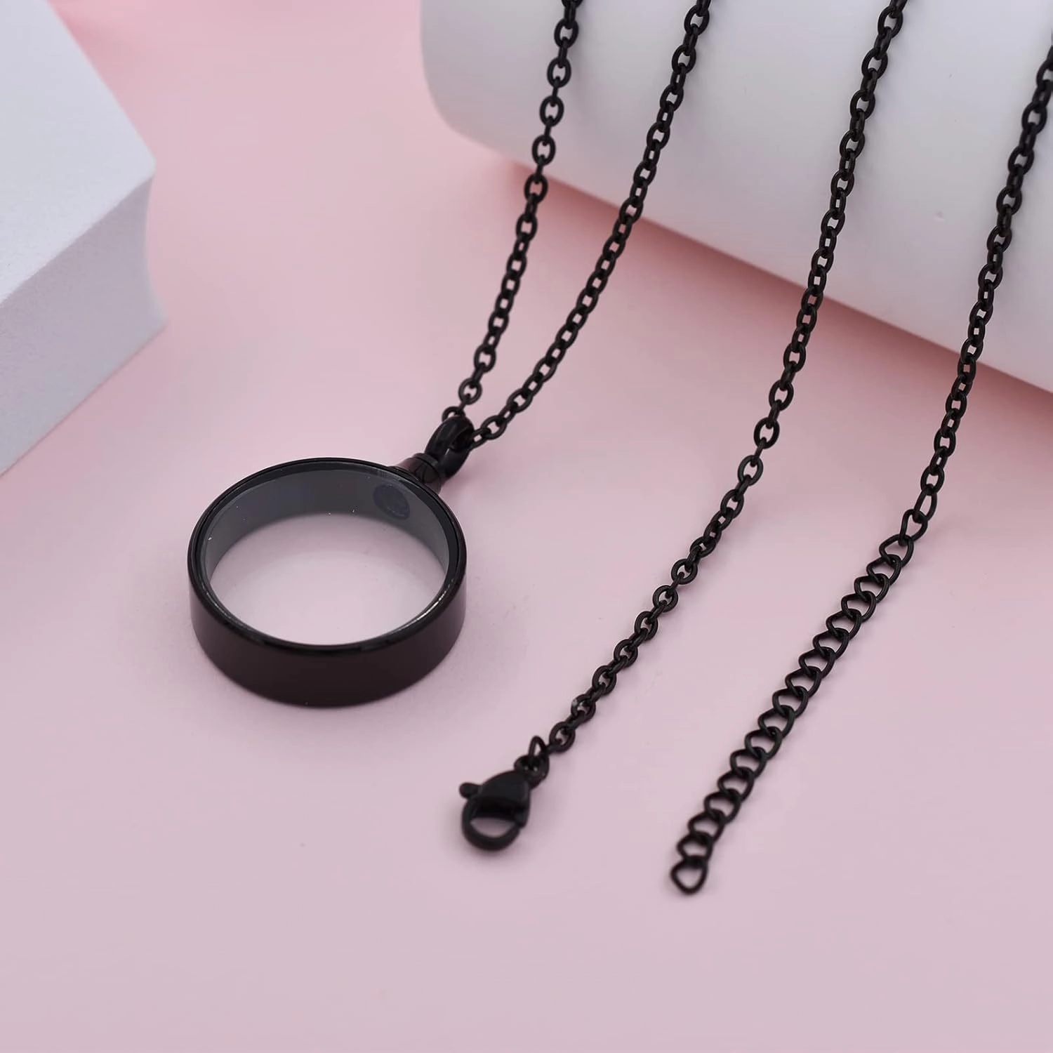 Circle Acrylic Cremation Urn Keepsake Ashes Holder Necklace, Stainless Steel Memorial Ash Locket, Simple Urn Pendant Jewelry for Dad Mom Family Souvenir, Commemorative locket for Women Men