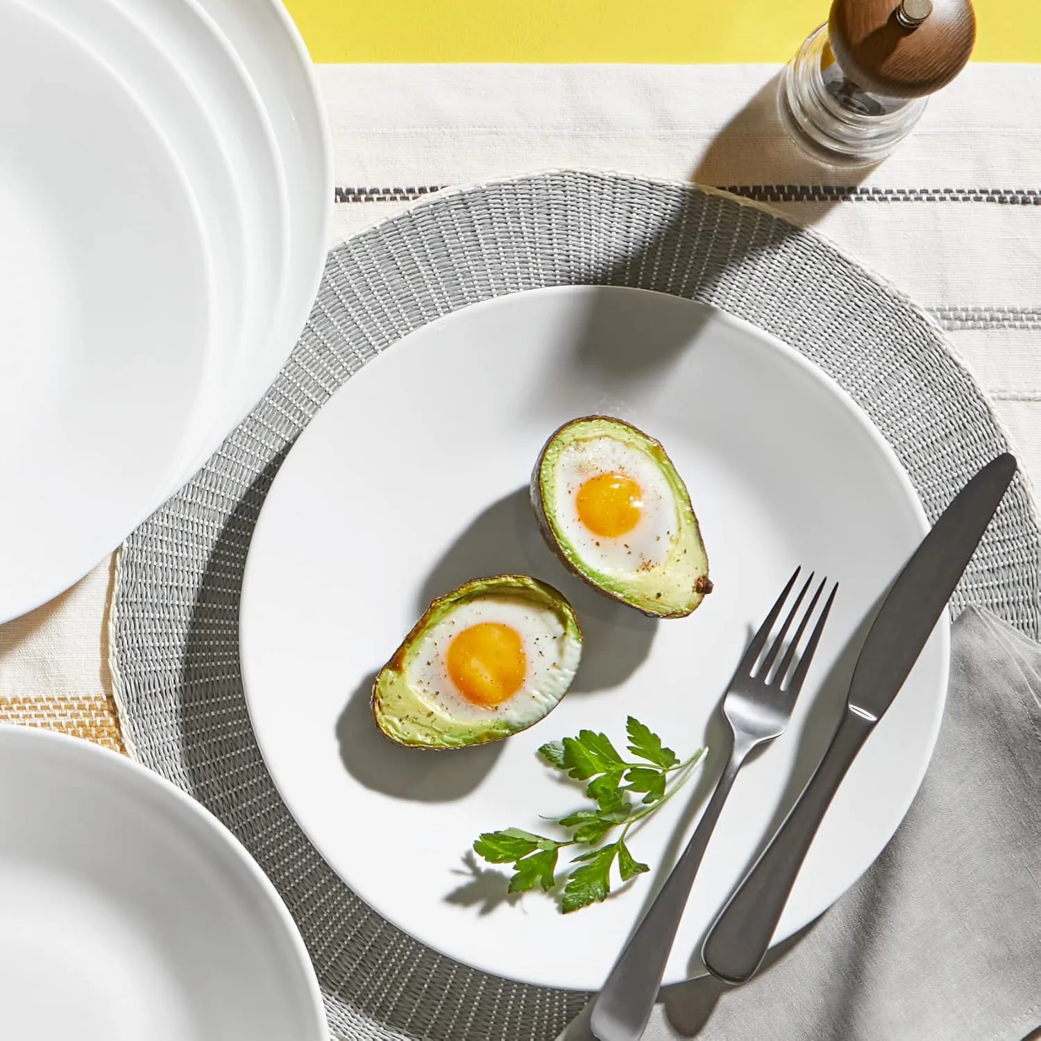 Corelle Vitrelle Glass Dinnerware Set, Chip & Crack Resistant Triple Layer Glass, 4-PC Dinner Plates, Winter Frost White
