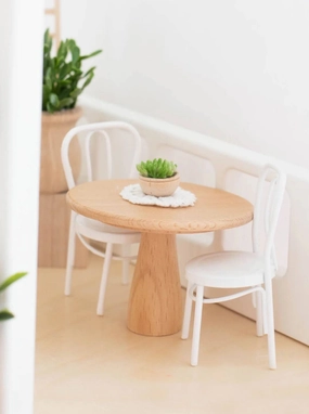 Dollhouse Round Bistro Dining Table