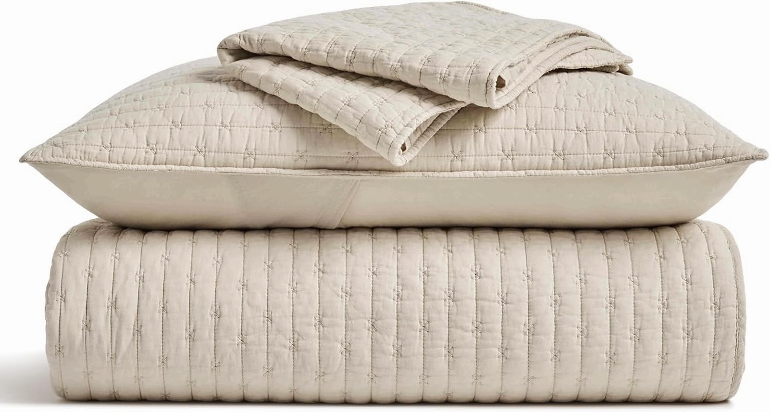 EVERGRACE Cross Stitch Pre-Washed Cotton Quilt Bedding Set Queen Size, Oversized 3 Pieces Lightweight Bedspread Coverlet for All Season, with 2 Matching Shams, Flax Beige, 92"x96"