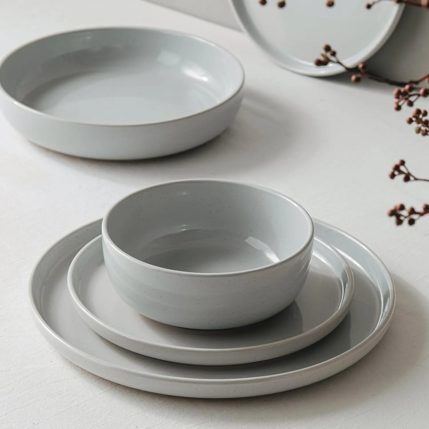 Famiware Milkyway Plates and Bowls Set, 12 Pieces Dinnerware Sets, Dishes Set for 4, Light Gray