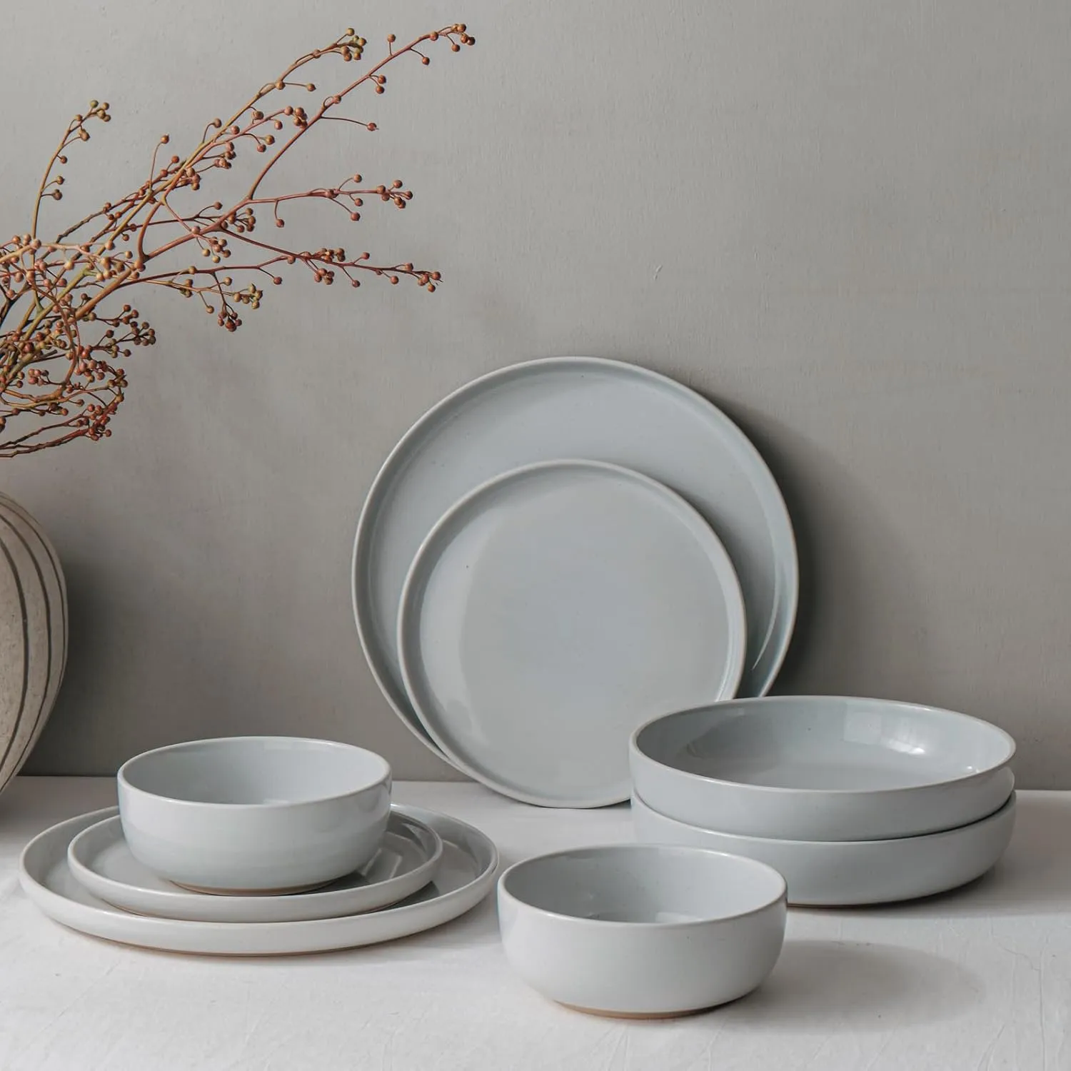 Famiware Milkyway Plates and Bowls Set, 12 Pieces Dinnerware Sets, Dishes Set for 4, Light Gray