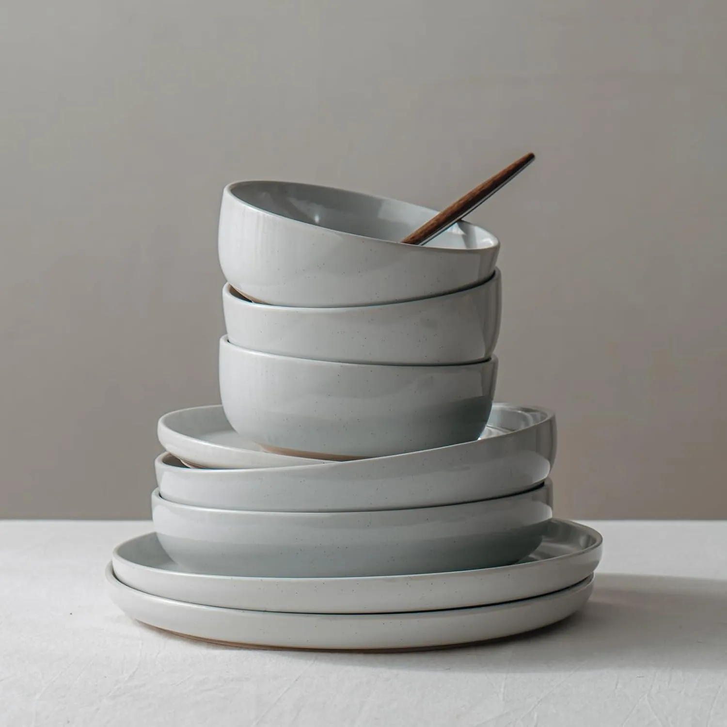Famiware Milkyway Plates and Bowls Set, 12 Pieces Dinnerware Sets, Dishes Set for 4, Light Gray