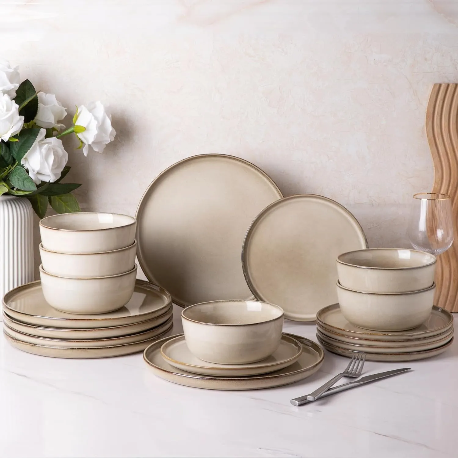 GBHOME Ceramic Dinnerware Sets for 8, 24 Pieces Stoneware Plates and Bowls Sets, Scratch Resistant Dishes, Dishwasher & Microwave Safe, Reactive Glaze-Cappuccino