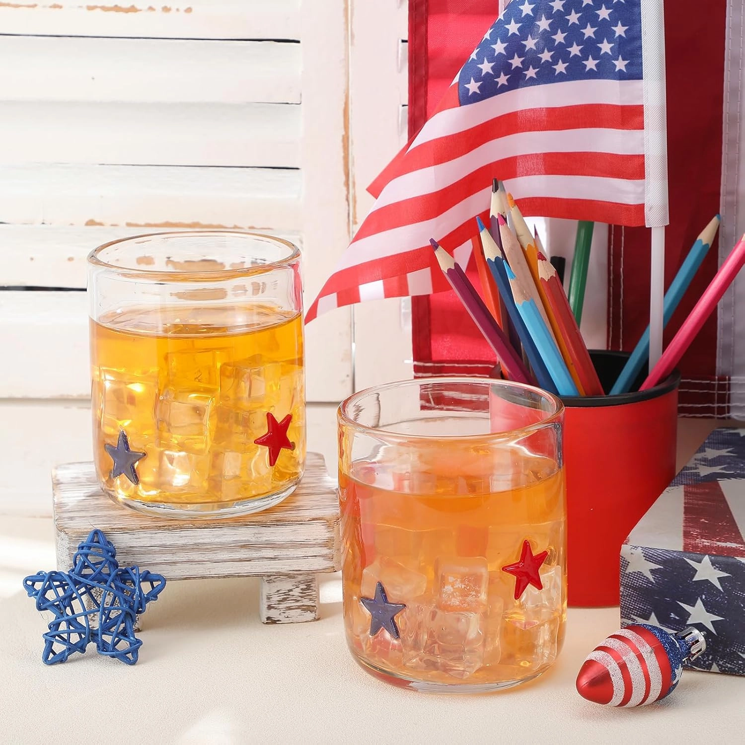 Icon Juice Glasses, 14oz Stemless Wine Drinking Juice Glass Cup for Party Supplies Gift(Red, Blue,2 Pcs)