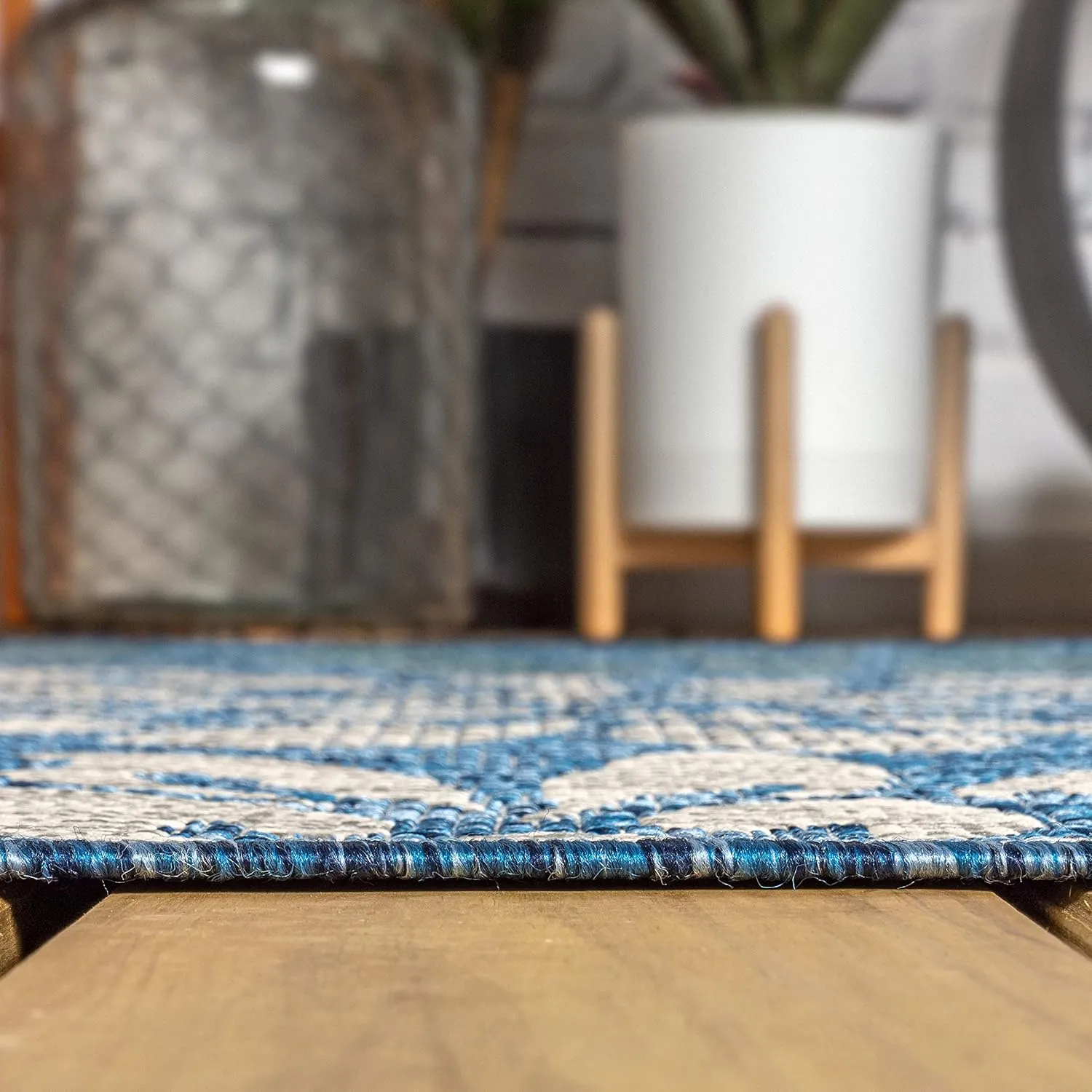 JONATHAN Y SMB110C-210 Zinnia Modern Floral Textured Weave Indoor Outdoor Runner Rug Bohemian Coastal Easy-Cleaning Bedroom Kitchen Backyard Patio Non Shedding, 2 X 10, Navy/Aqua