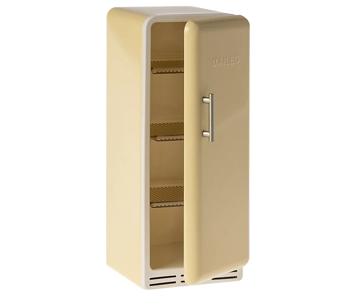 Maileg miniature fridge - yellow