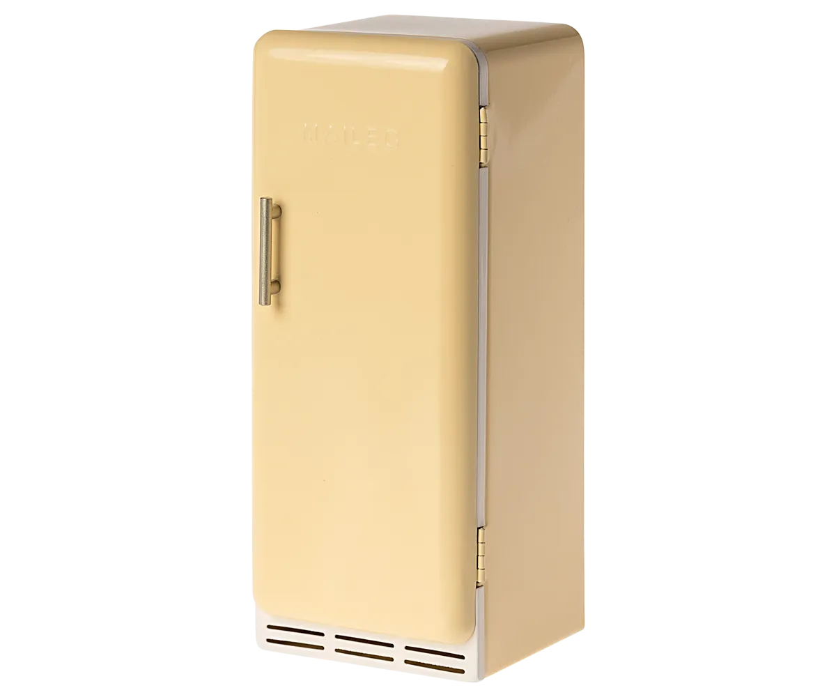 Maileg miniature fridge - yellow