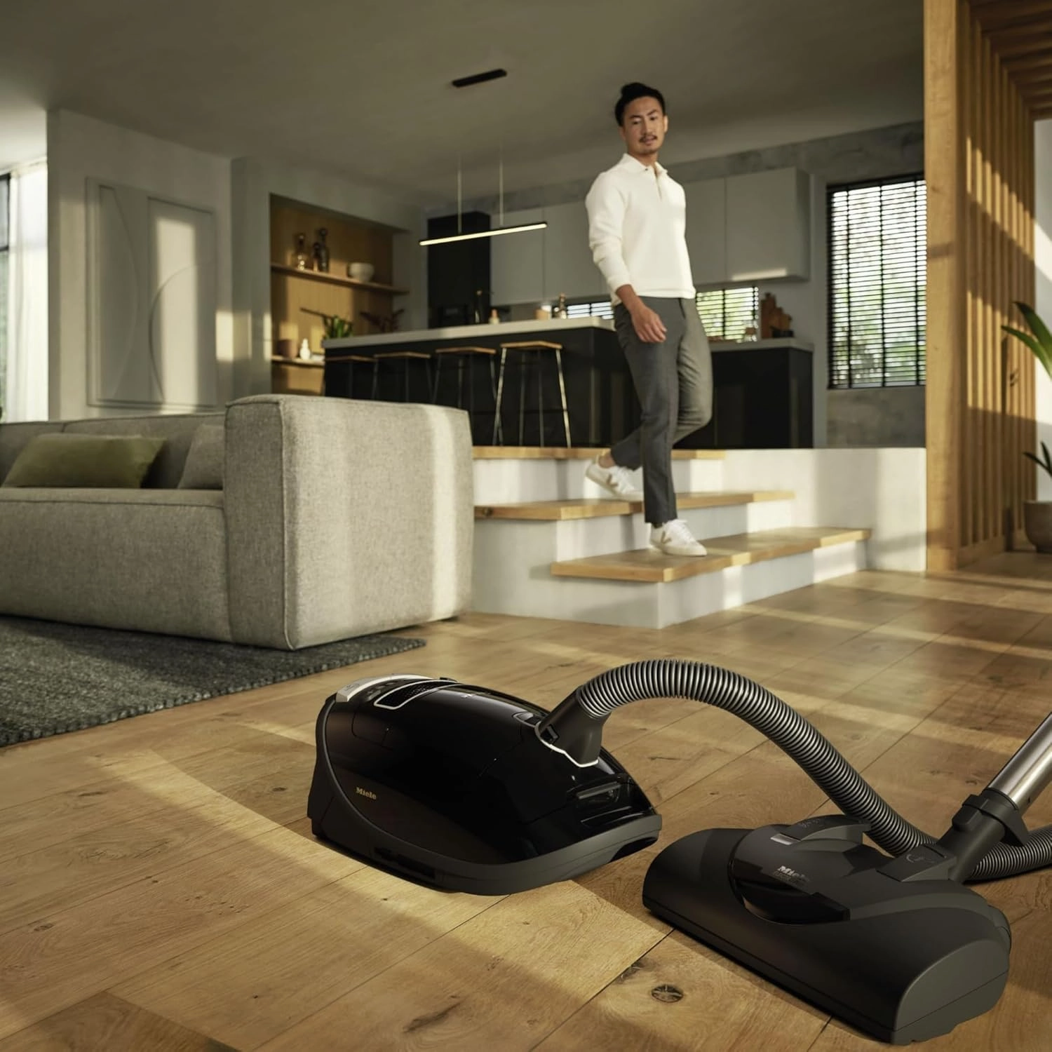 Miele Complete C3 Kona Powerline Vacuum Cleaner for Heavy Duty Carpets, in Obsidian Black