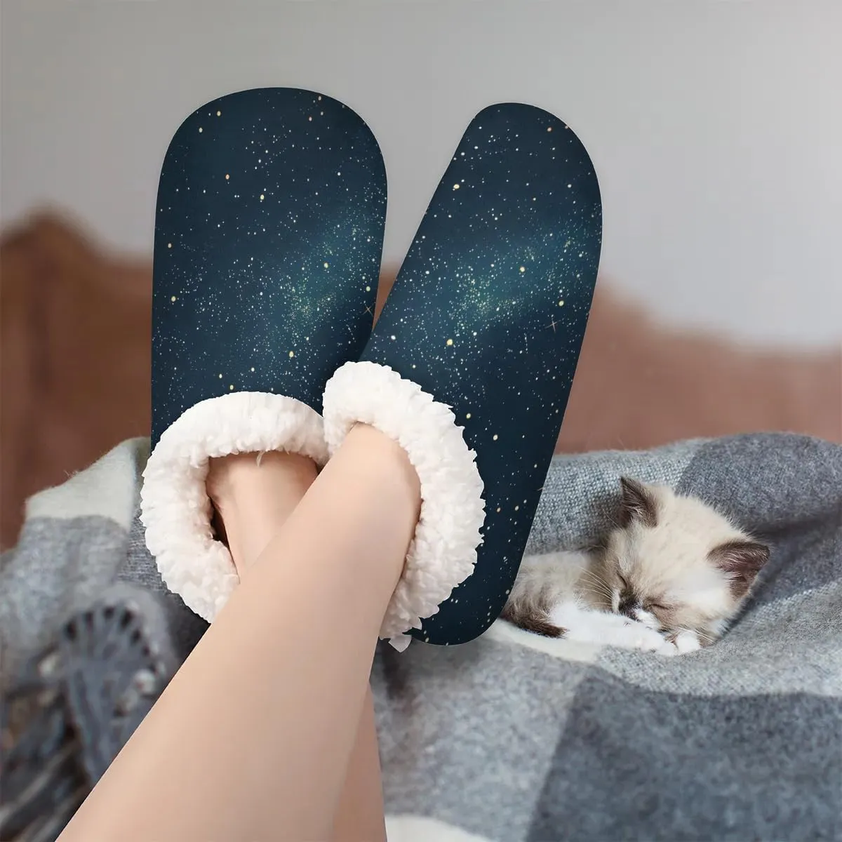 Night Sky Space Backdrop Dark Blue Cosmic Starry Fantasy Galaxy Universe Space Women's Soft Slippers Fuzzy Slip On House Slippers for Winter Bedroom Outdoor with Fleece Lining
