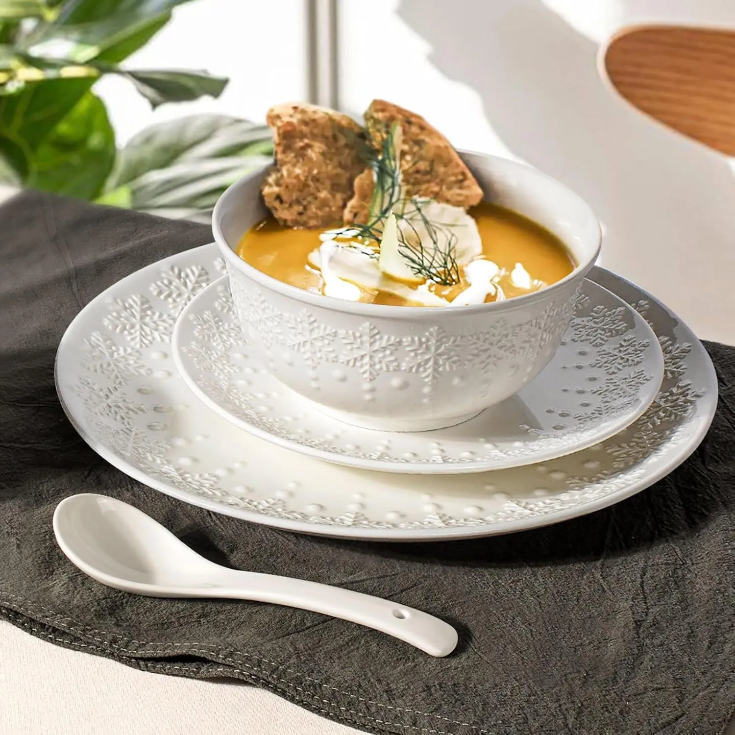 Plates and Bowls Sets - 16 Pieces Ceramic Dinnerware Sets for 4, Embossed White Dish Set Porcelain Kitchen Dishware Sets Dishwasher & Microwave Safe (Snowflake)