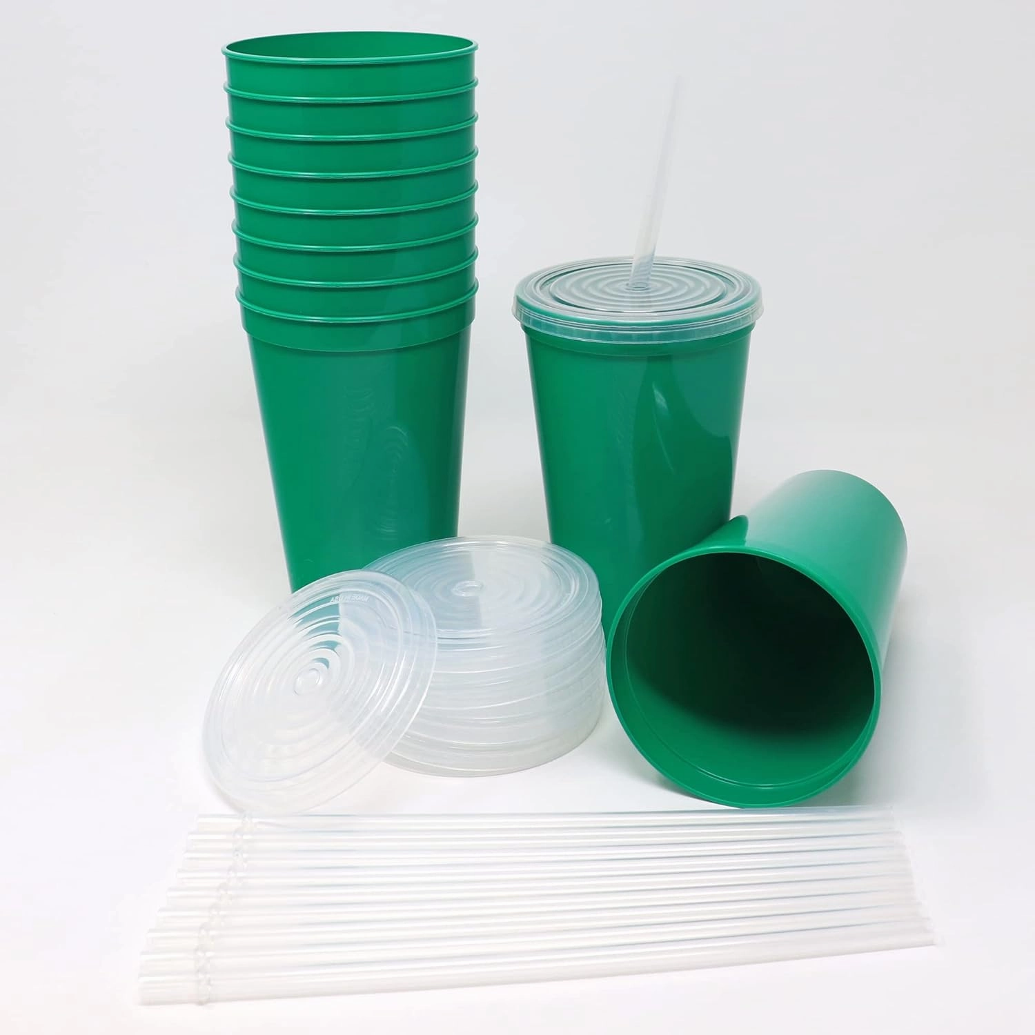 Rolling Sands 22 oz Reusable Plastic Cups with Lids, 10 Pack, USA Made Green Tumblers; Includes 10 Reusable Straws; Dishwasher Safe