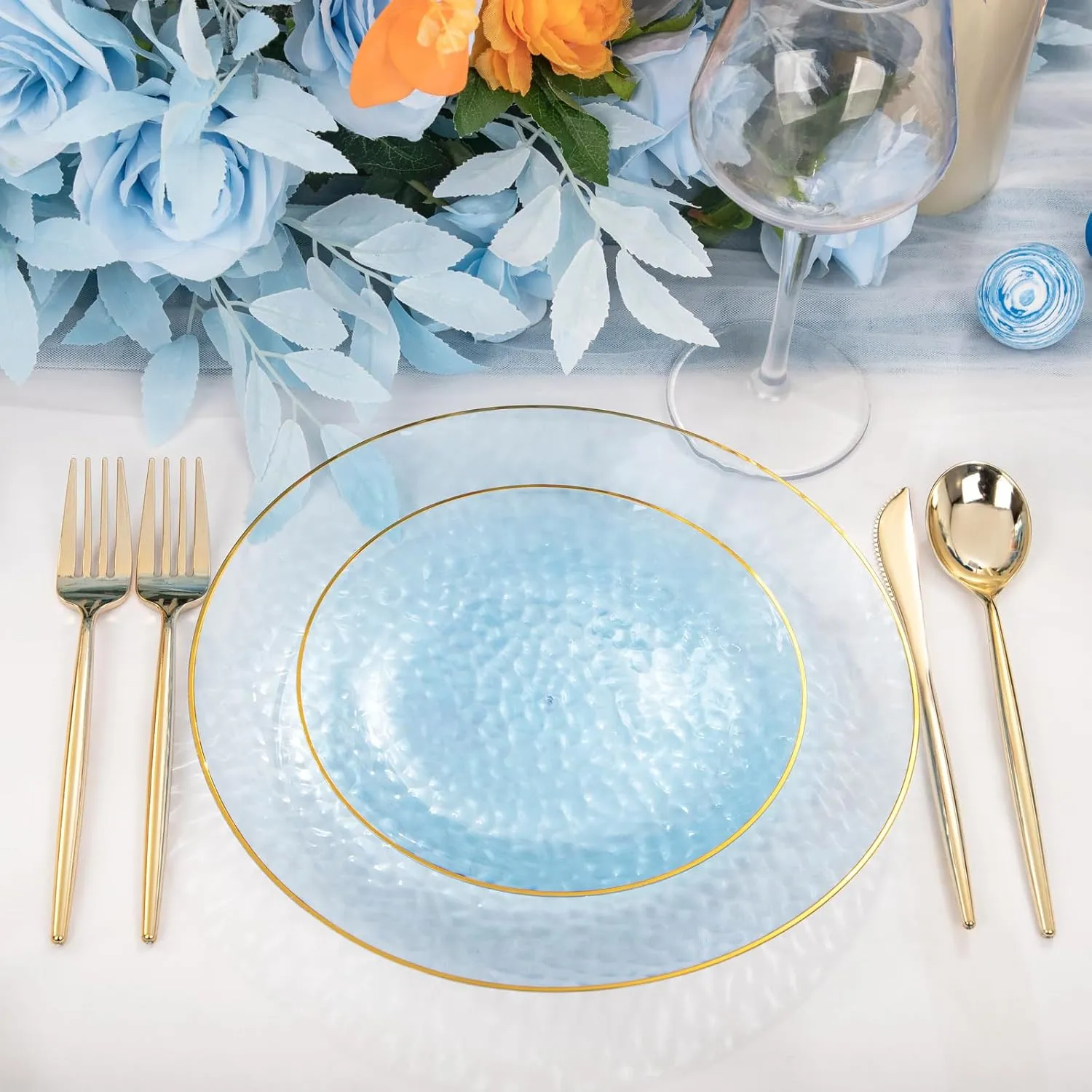 Rubtlamp 100Pcs Blue Gold Plastic Plates, Blue Disposable Plates With Gold Rim, Hammered Plastic Plates Include 50 Dessert Platos, 50 Dinner Platos for Party