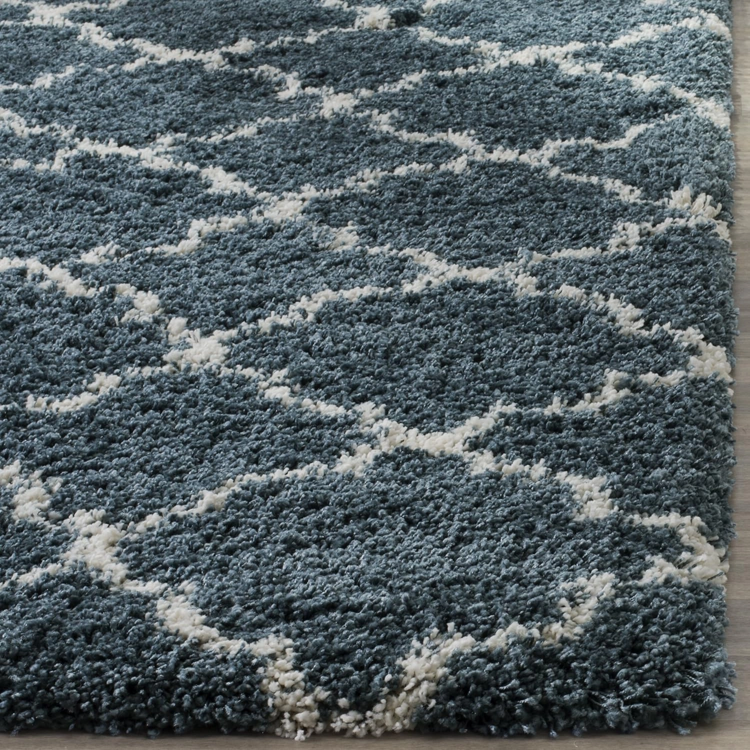 SAFAVIEH Hudson Shag Collection Area Rug - 6' x 9', Slate Blue & Ivory, Moroccan Trellis Design, Non-Shedding & Easy Care, 2-inch Thick Ideal for High Traffic Areas in Living Room, Bedroom (SGH282L)