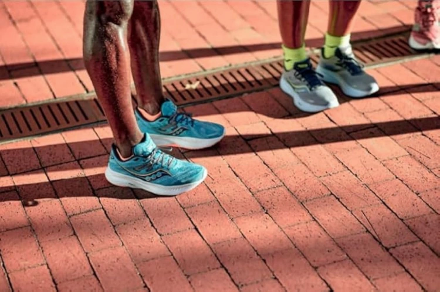 Saucony Men's Rundry Mesh Ventilating Comfort Fit Performance No-Show Socks, Available in M-XXL (6, 12, 18 Pairs)