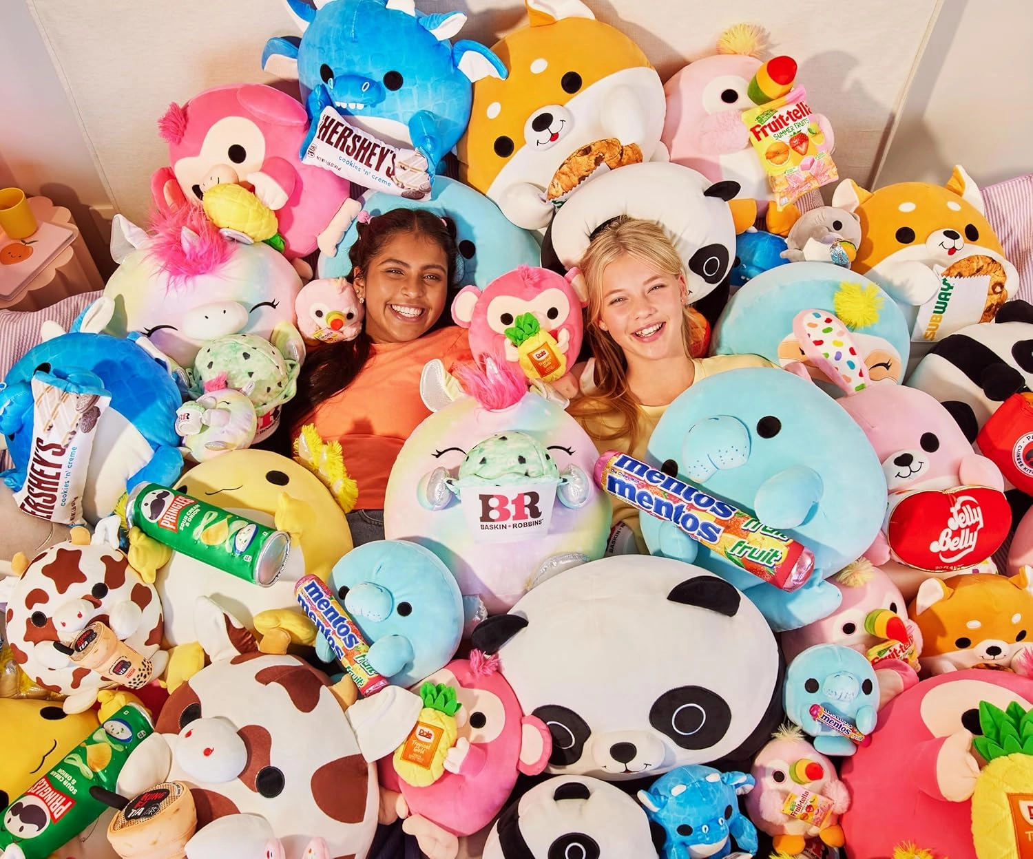 Snackles Series 2 16-inch by ZURU Cuddly Squishy Comfort 16-inch Plush with Licensed Snack Brand Accessory (Dragon&Hershey Cookie n Cream)