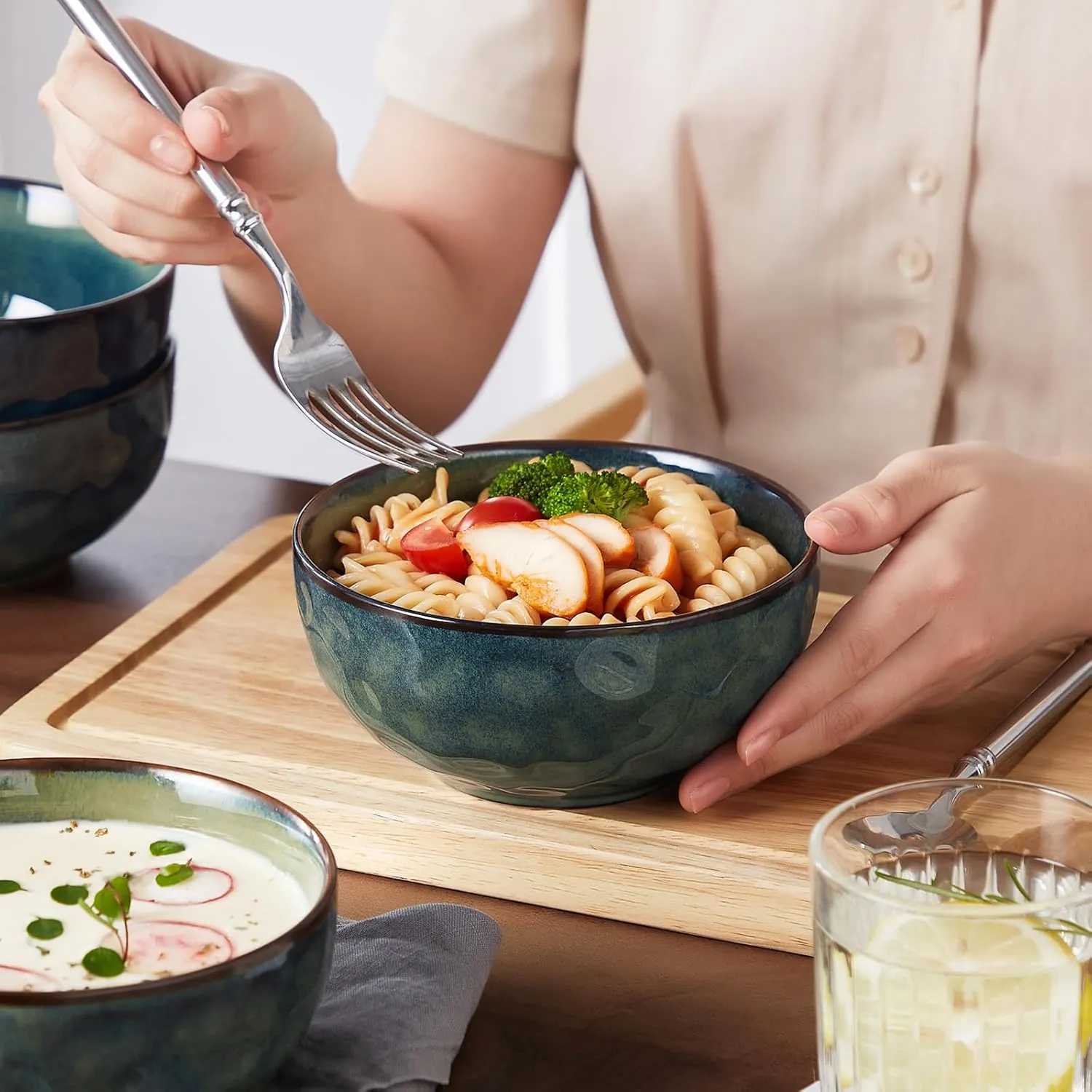 vancasso Starry 24oz Bowls for Soup, Ceramic Deep Soup Bowls Set of 4, Green Cereal Bowls Set for Kitchen, Salad Bowls Set, Pasta Oatmeal Bowls, Lead-free, Dishwasher & Microwave Oven Safe