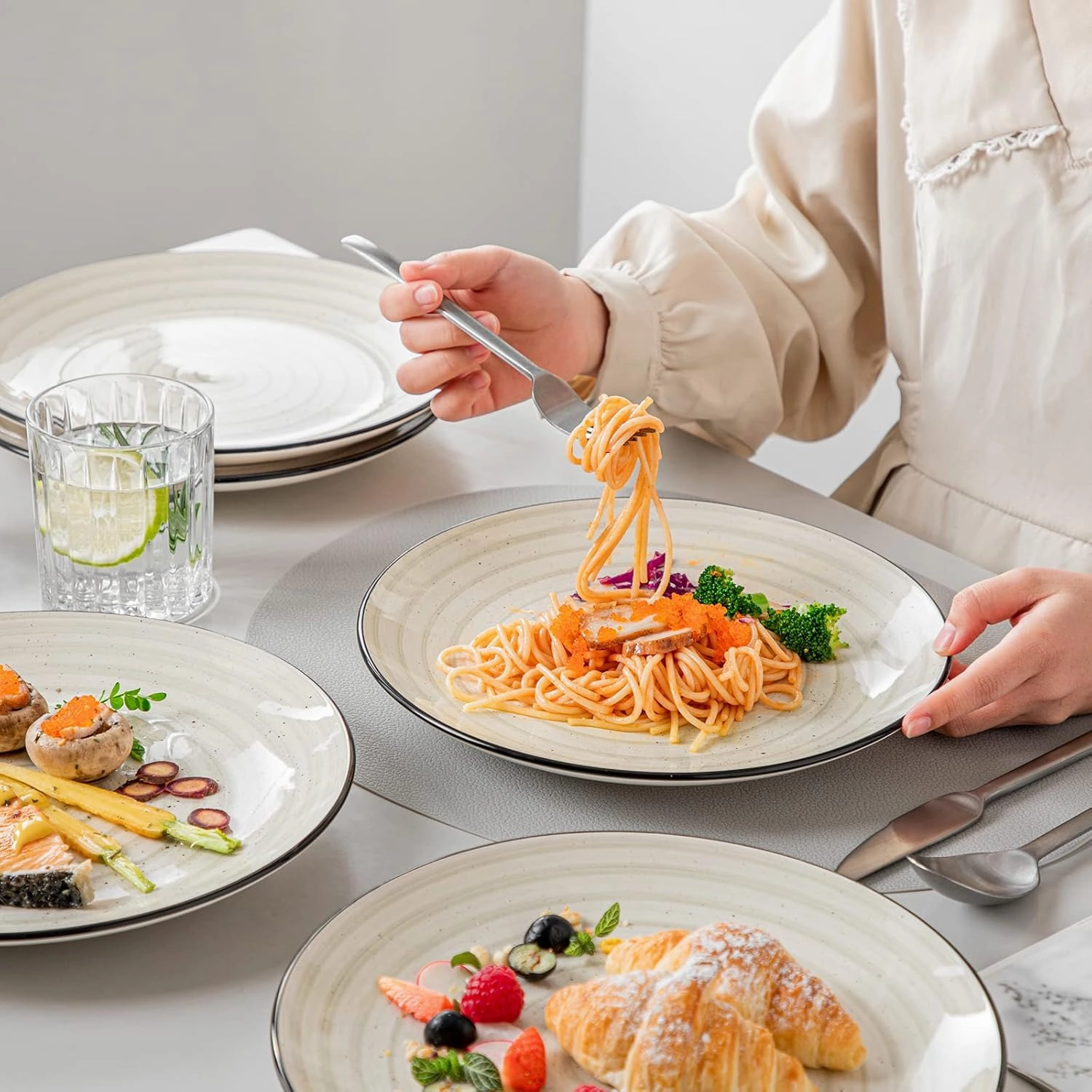 vancasso Bonbon Dinner Plates Set of 6, 10.5 Inch Dish Set, Beige Ceramic Plates, Microwave & Dishwasher Safe