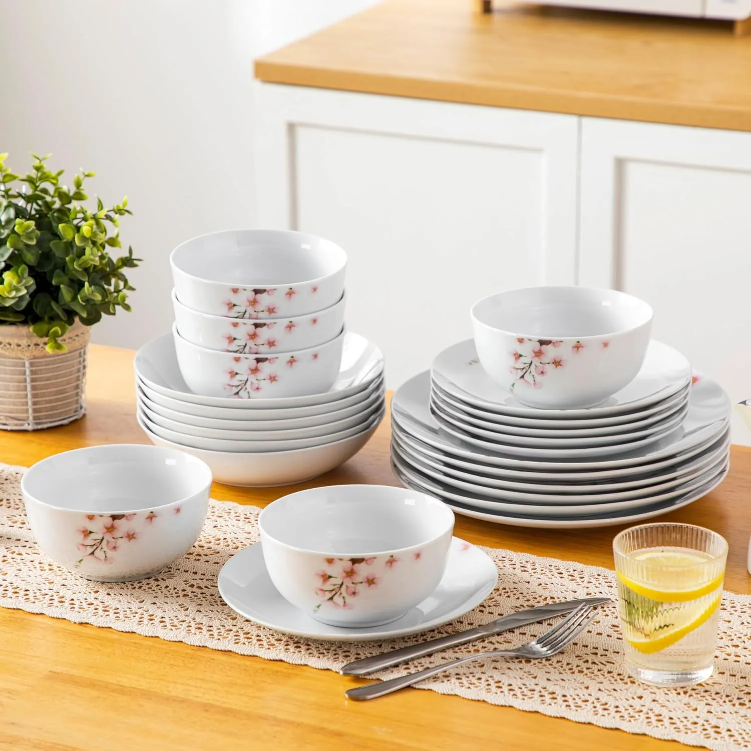 VEWEET Dinnerware Sets for 6, 24 Pieces Porcelain Plates and Bowls Set with Pink Floral, Classic Dishes Set Dining Ware for Dinner, Microwave Dishwasher Safe, Series ANNIE