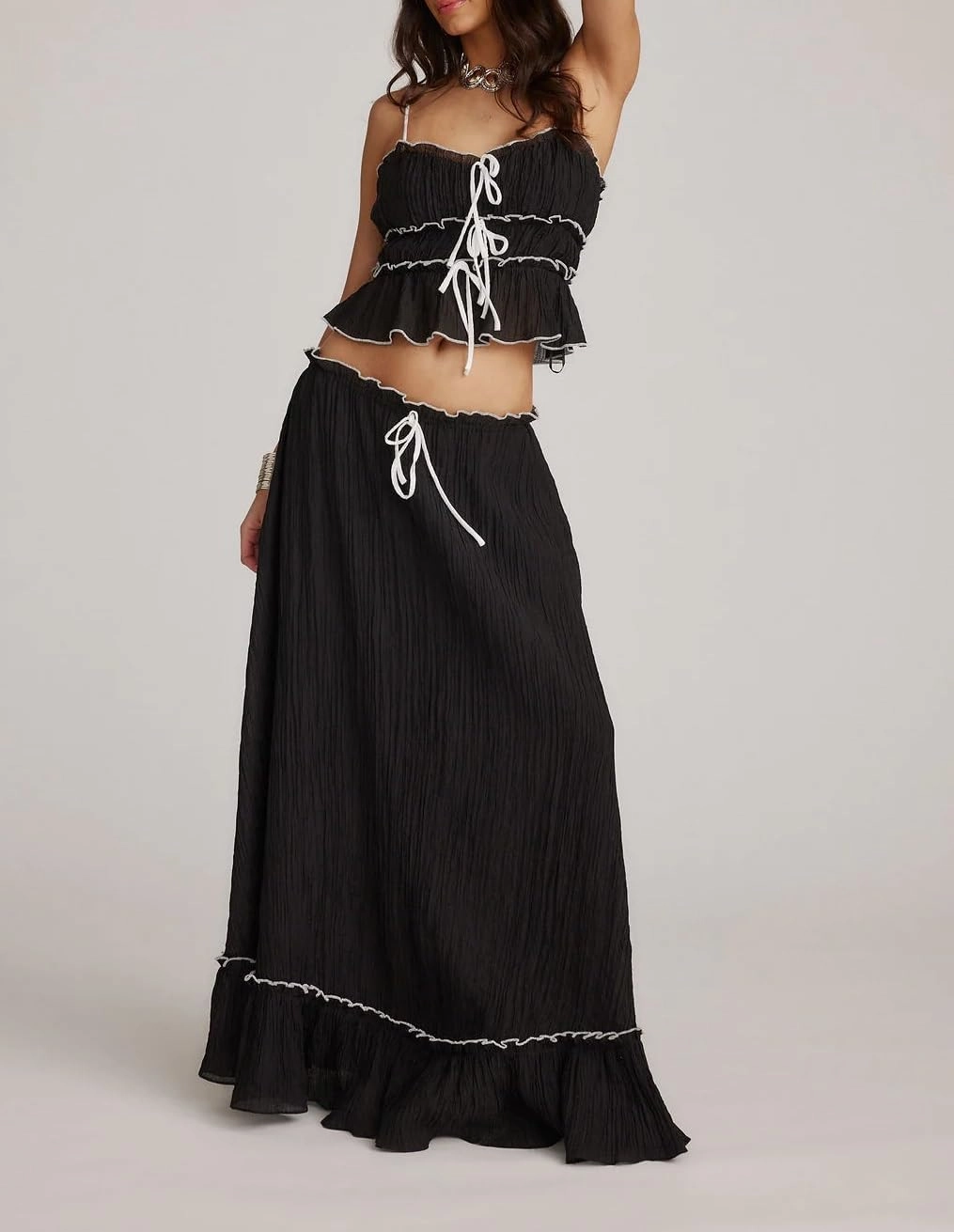 Women Y2k 2 Piece Maxi Skirt Set Sleeveless Ruffle Lace Crop Top Tiered Flowy Long Skirt Summer Beach Outfit